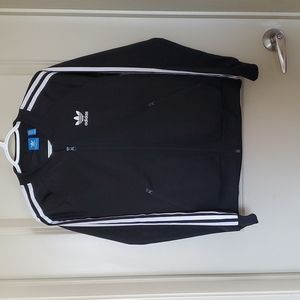 Small addidas sweater
